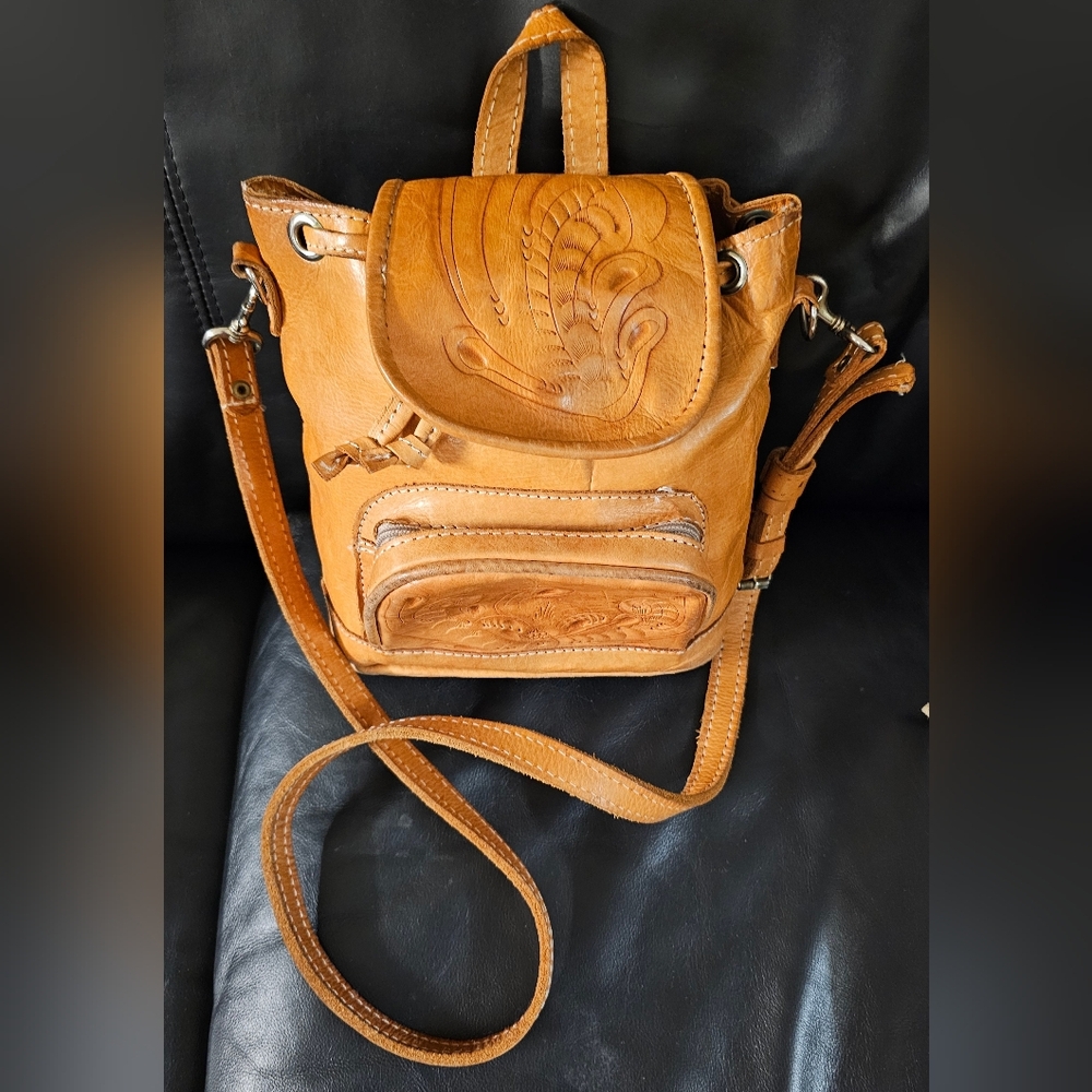 Imported From Paraguay Tooled Leather Drawstring Mini Bucket Crossbody Preloved - Picture 4 of 12